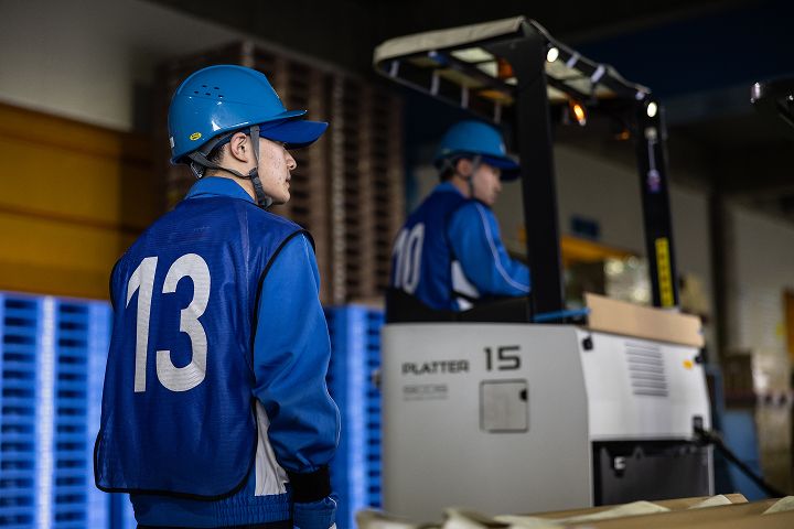 プロを育成する会社のイメージ